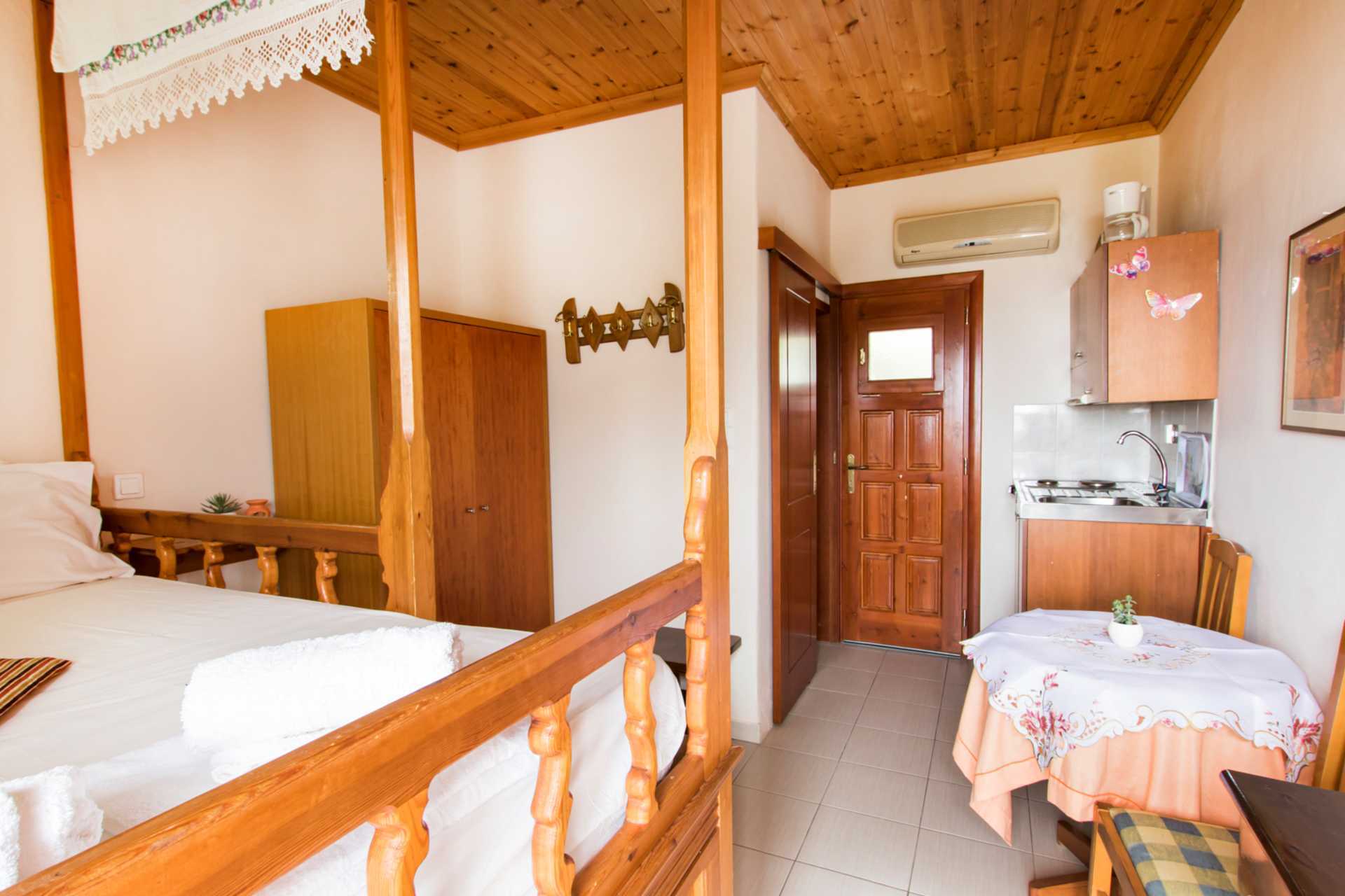 1-værelses lejlighed med karpatseng