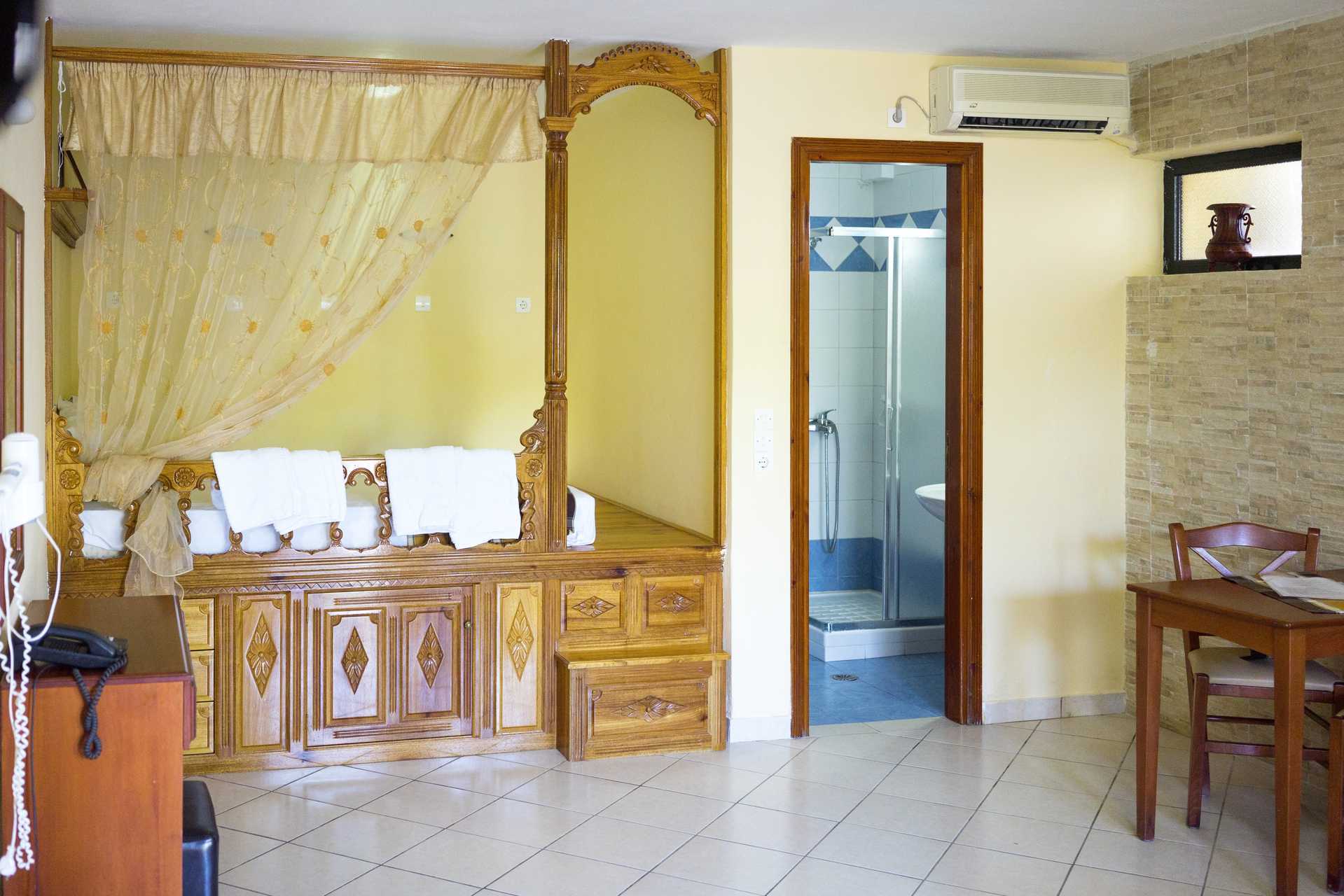 1-værelses lejligheder i hotel Zephyros Village i Karpathos, Grækenland.