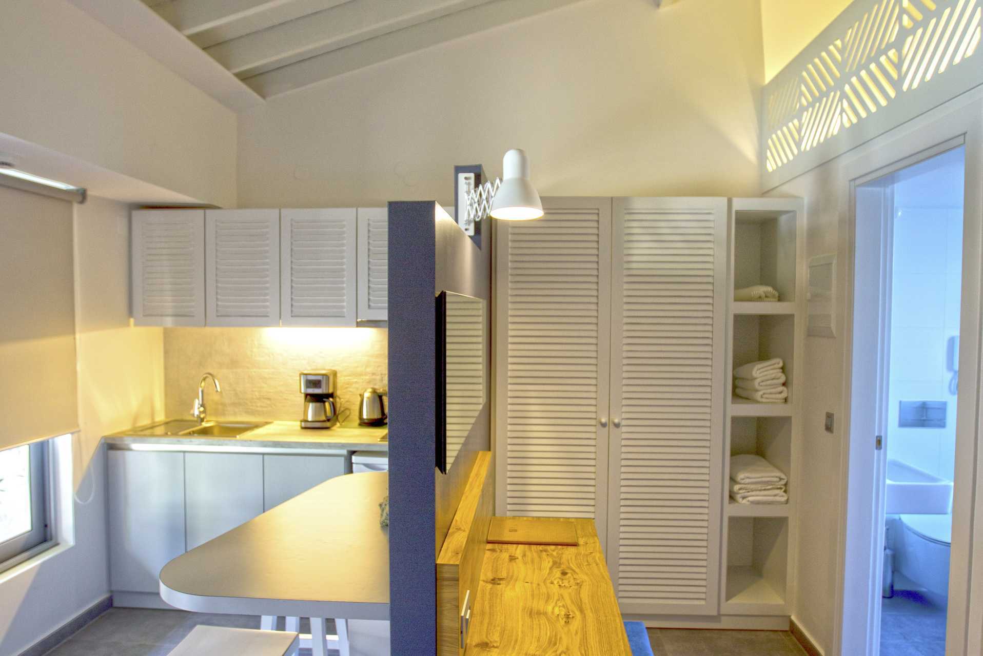 1-værelses lejligheder med privat pool på Stellina Village Resort, Kreta.