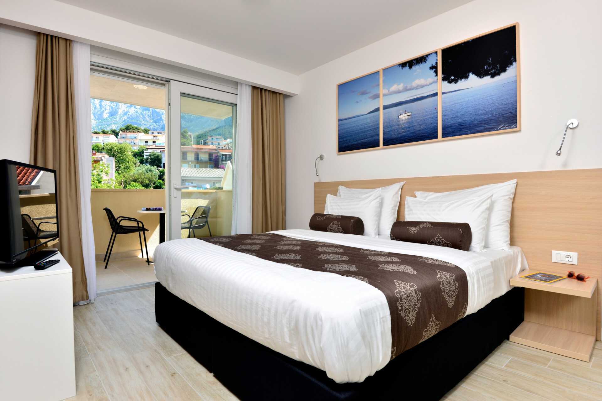 2- og 3-værelses lejlighed på Hotel City Beach på Makarska Riviera, Kroatien.