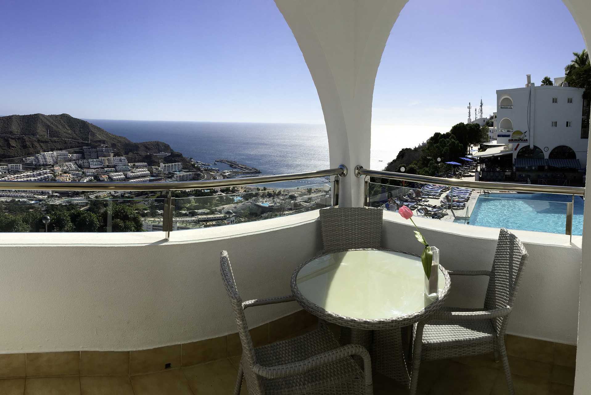 2-værelses lejlighed på Colina Mar hotel i Puerto Rico, Gran Canaria.