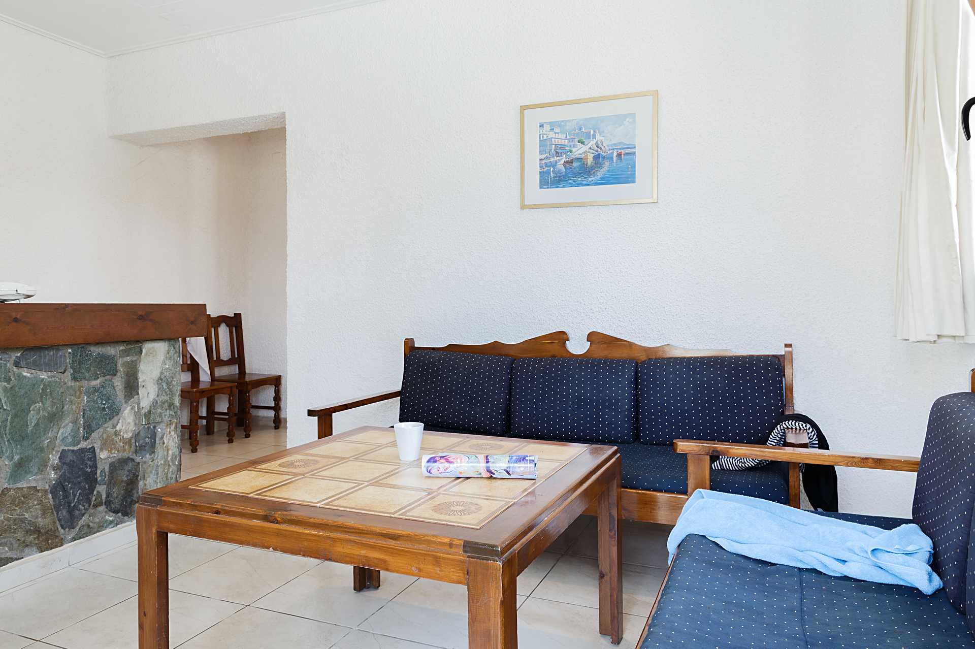 2-værelses lejlighed på Hotel Sophia Beach på Kreta, Grækenland.