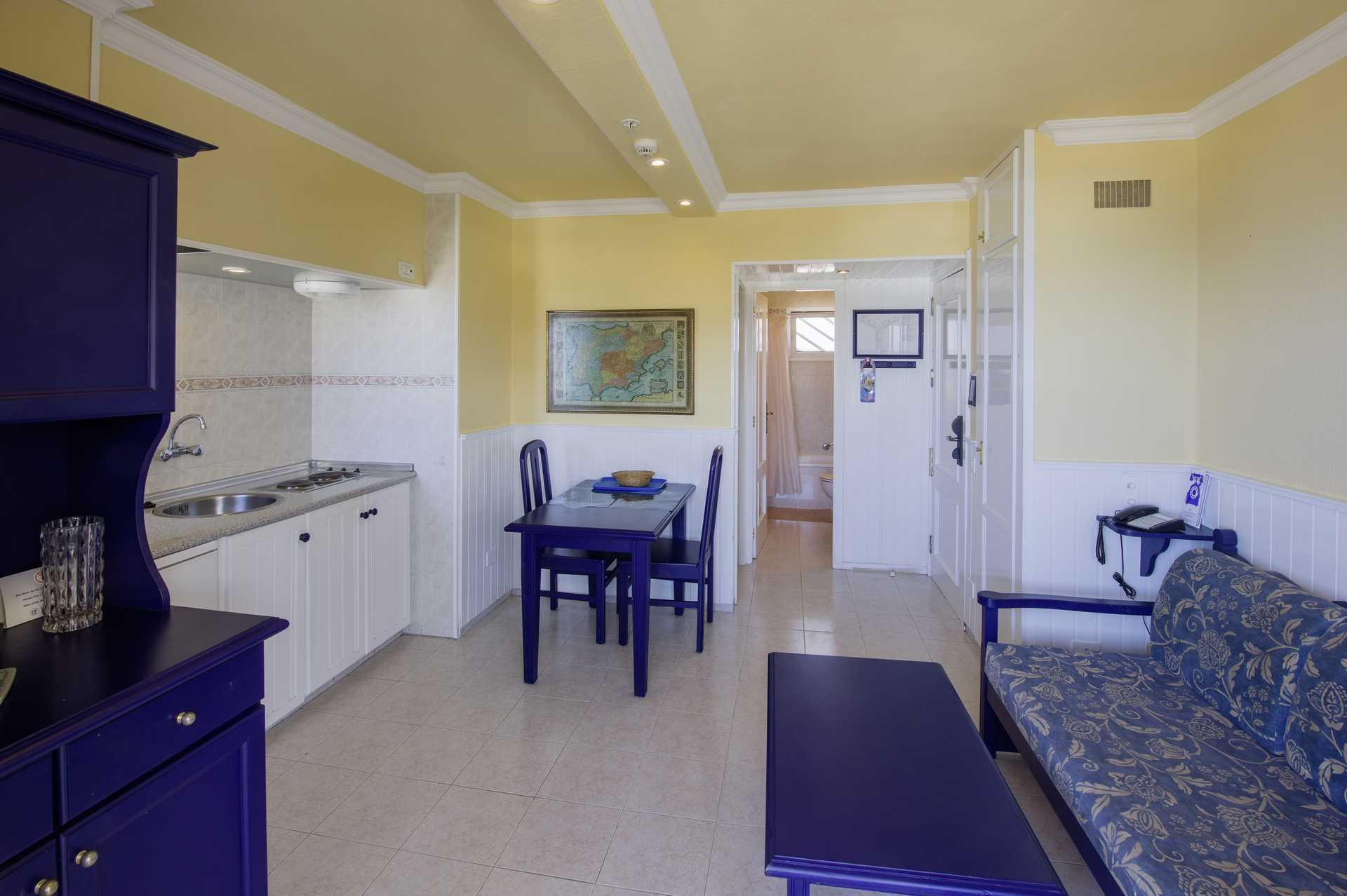 2-værelses lejlighed på hotel Teneguia i Puerto de la Cruz, Tenerife.