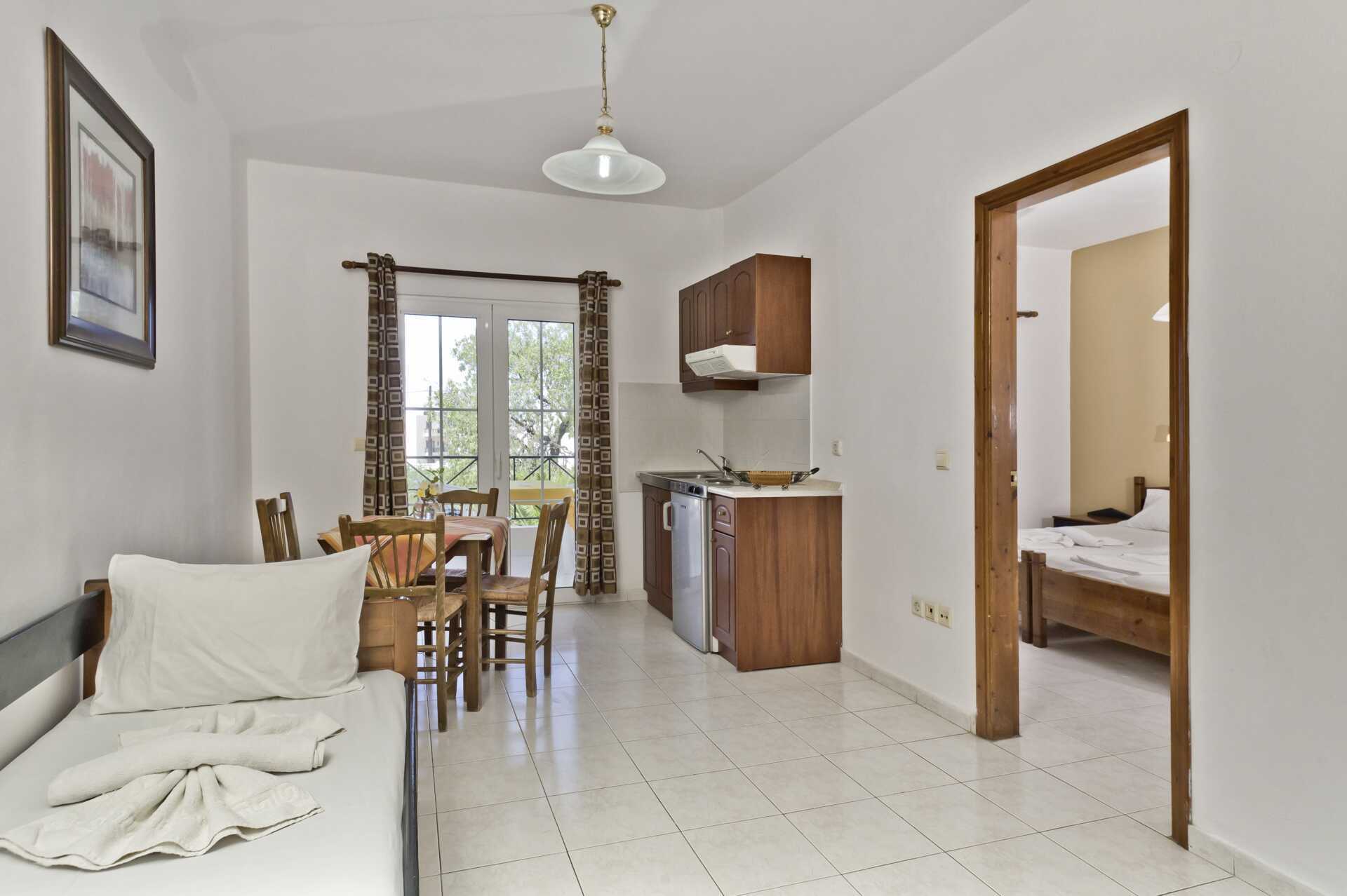 2-værelses lejlighed på hotel Vergina, Karpathos By, Grækenland