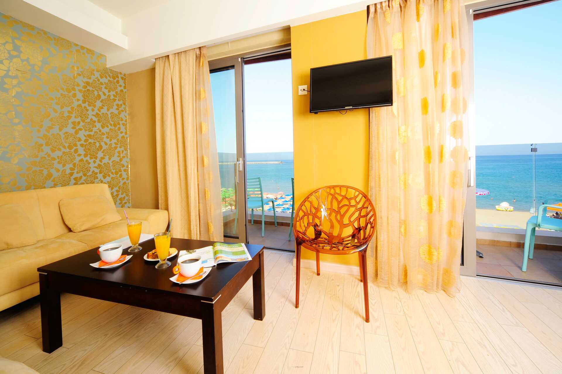 2-værelses lejlighed superior på hotel Steris i Rethymnon by på Kreta, Grækenland.