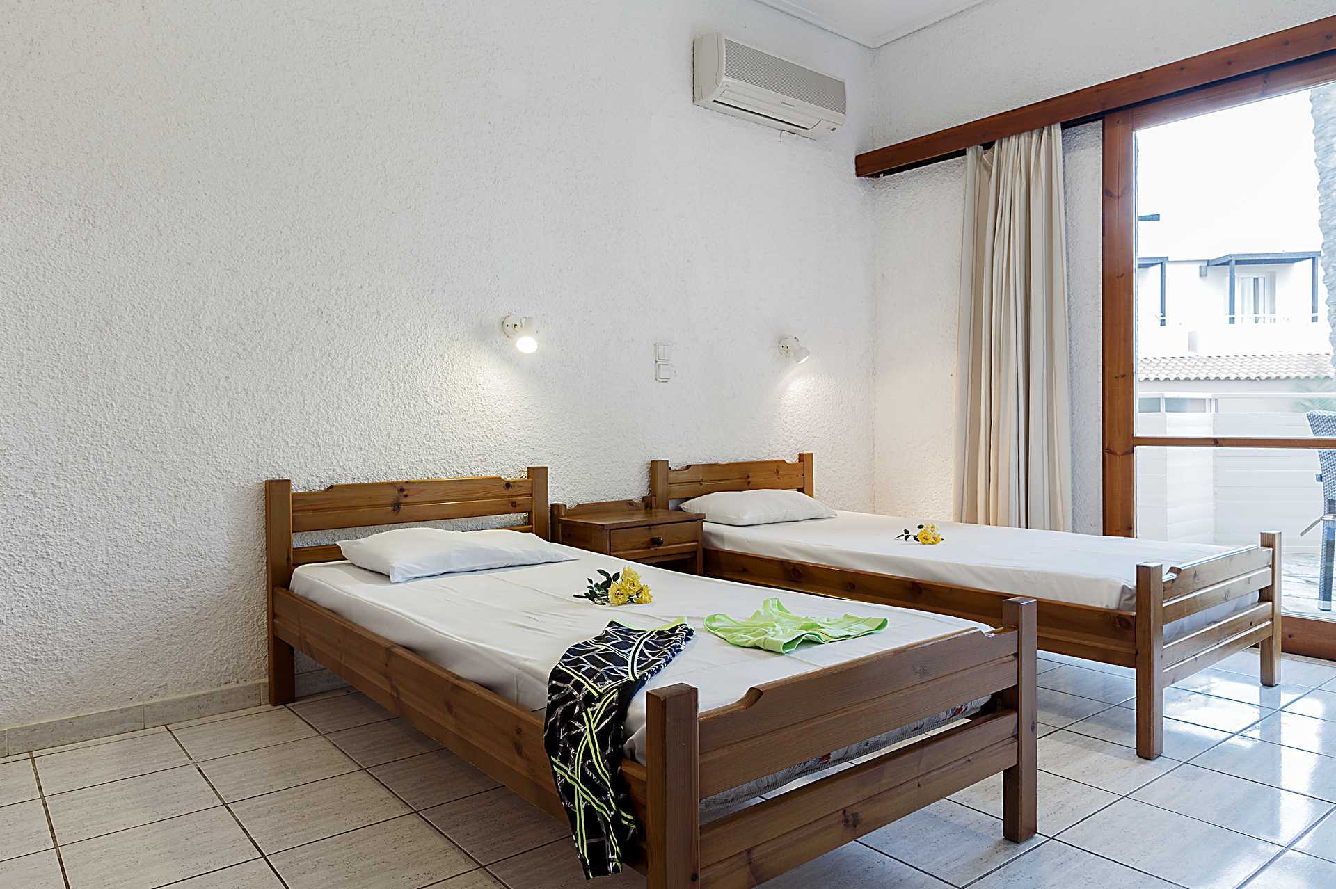 3-værelses lejlighed på Hotel Sophia Beach på Kreta, Grækenland.