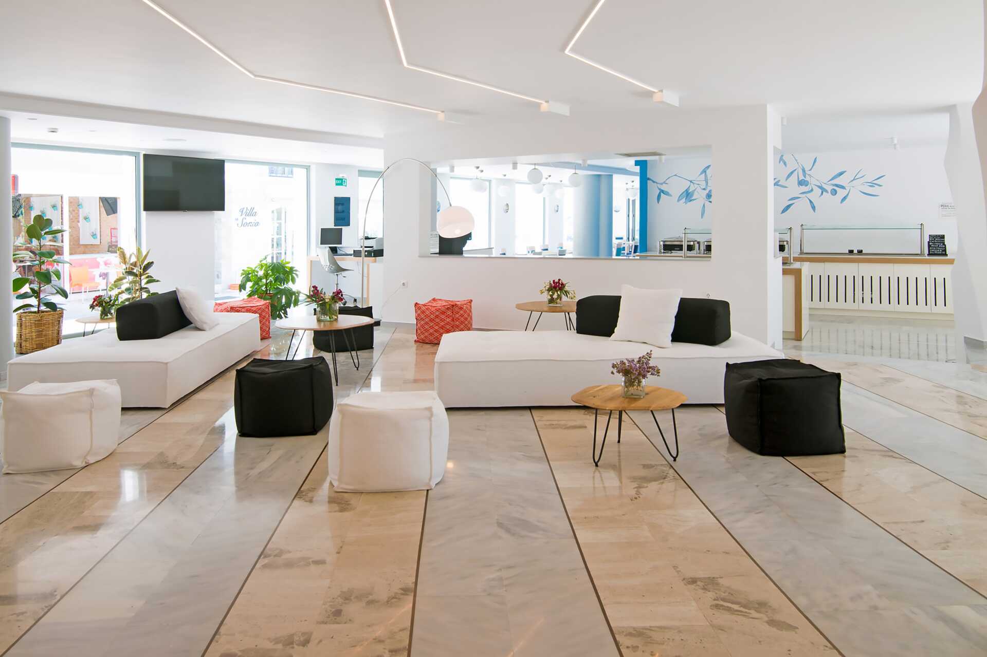 Reception på Alia Beach i Hersonissos, Kreta.