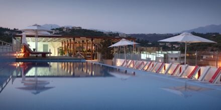 Tagpoolen på Almyrida Resort på Kreta, Grækenland.