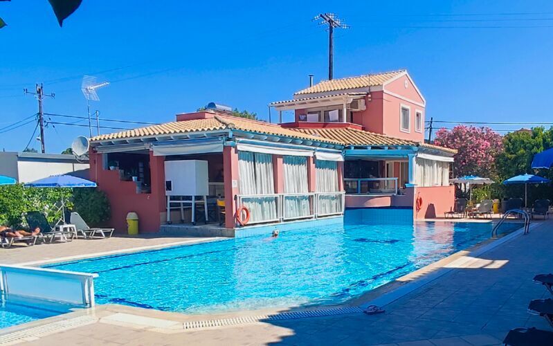 Anastasia ap/ts and swimming pool