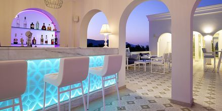 Roof-top bar på Hotel Anemos Luxury Grand Resort i Georgiopolis på Kreta, Grækenland.