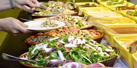 Frisk salatbuffet på Aqua Vista i Hurghada, Egypten.