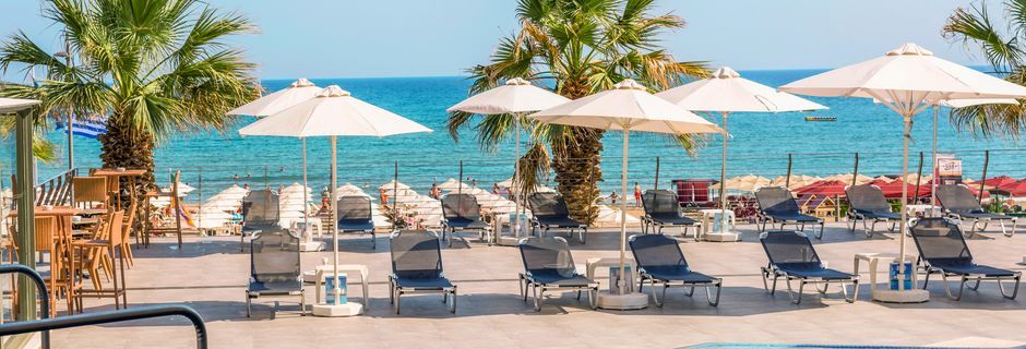 Poolområdet på Hotel Aquila Porto Rethymno på Kreta, Grækenland