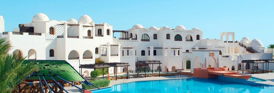 Poolområde på Hotel Arabella Azur Resort, Hurghada, Egypten.