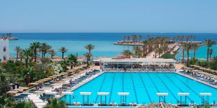 Poolområde på Arabia Azur Resort i Hurghada, Egypten