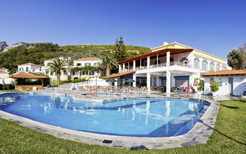 Pool på Hotel Arion i Kokkari, Samos.