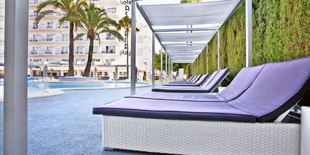 Poolområde på Hotel Astoria Playa i Alcudia, Mallorca, Spanien.