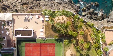 Tennis og terrasse på Hotel Atlantic Holiday Center, Tenerife, De Kanariske Øer.