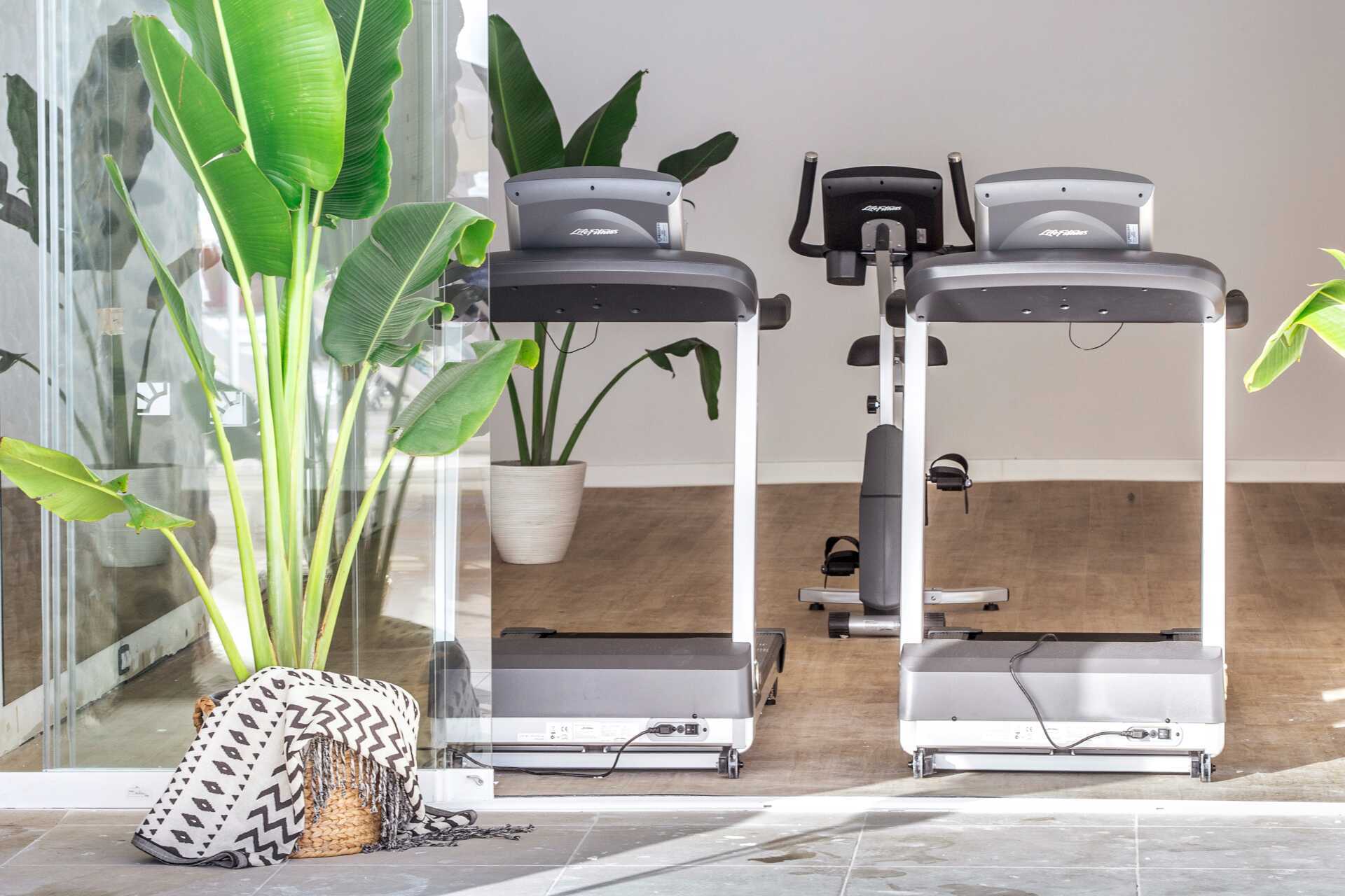 Moderne fitnessrum på hotel Atlantic Holiday, Tenerife.