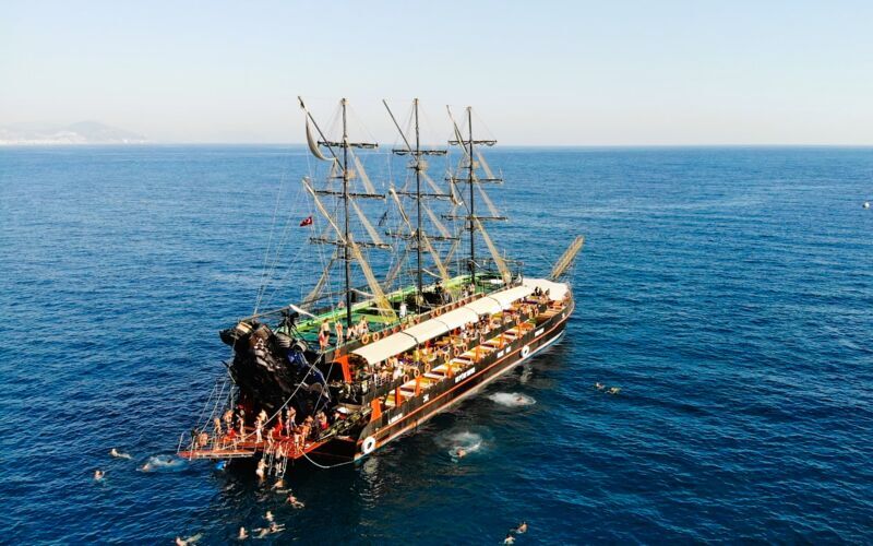Badebåd fra Alanya - Relax boat