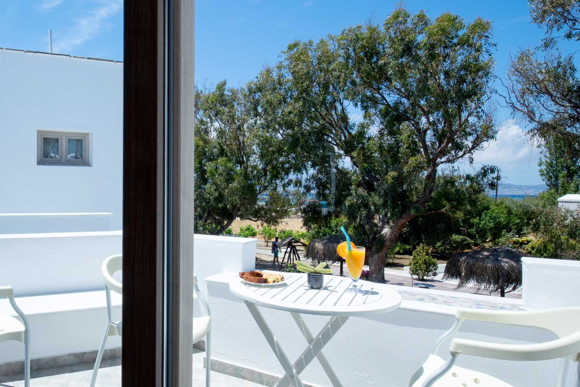 Balkon i lejlighed på Hotel Evdokia, Naxos.