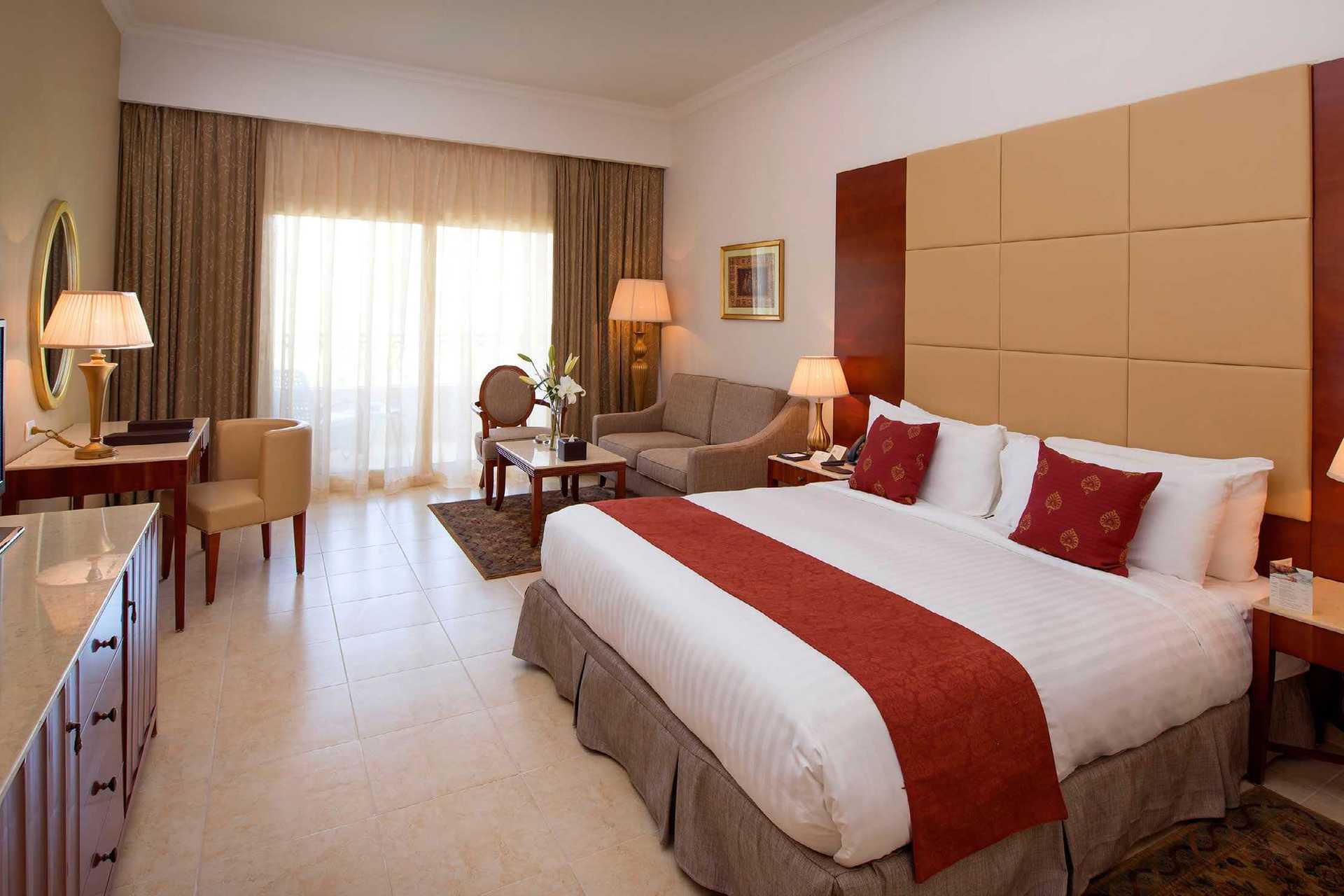 Dobbeltværelser på Baron Palace Resort-hotel i Sahl Hasheesh, Egypten.