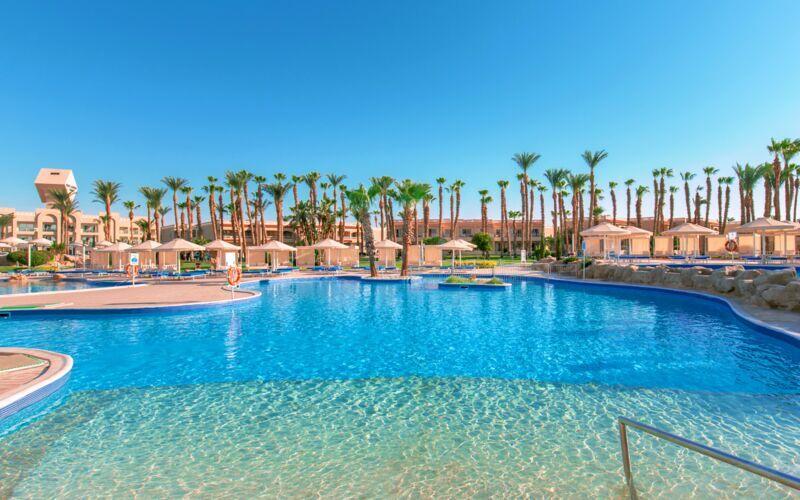 Beach Albatros Resort