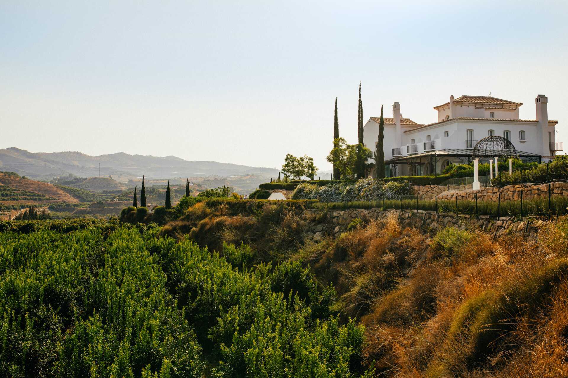 Hotel B bou Cortijo Bravo i Benamocarra.