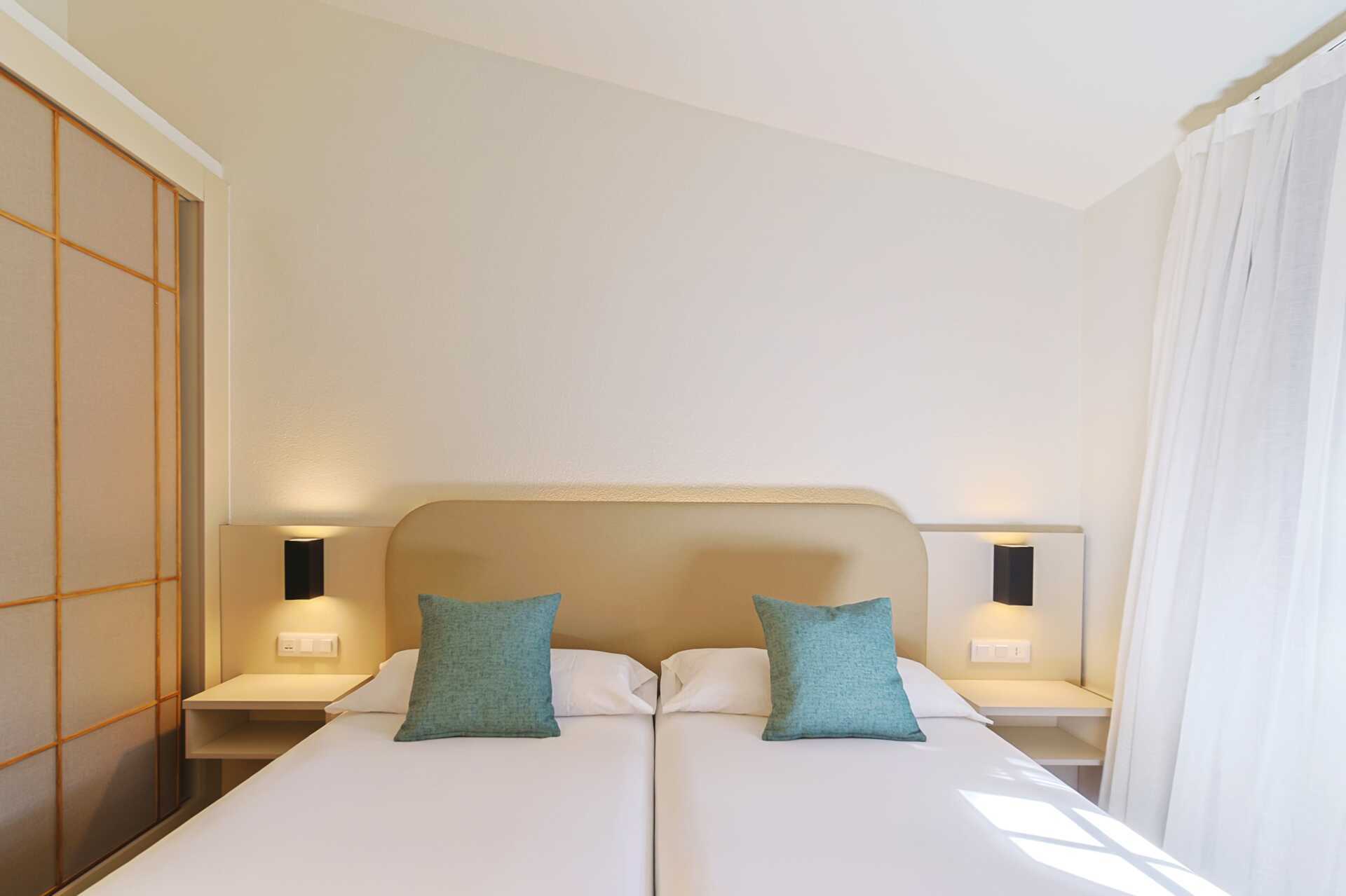 Billedet er en illustration af, hvordan receptionen/lobbyen kommer til at se ud efter renoveringen.