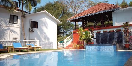 Poolområde på Colonia Santa Maria i Goa