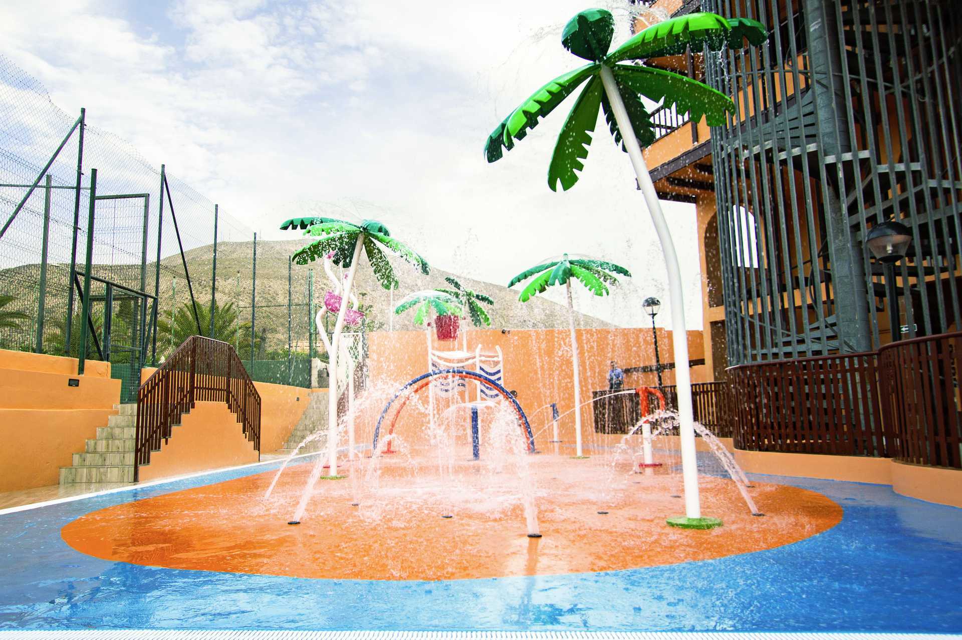 Vandland for børn på Hotel Los Alisios i Los Cristianos, Tenerife.