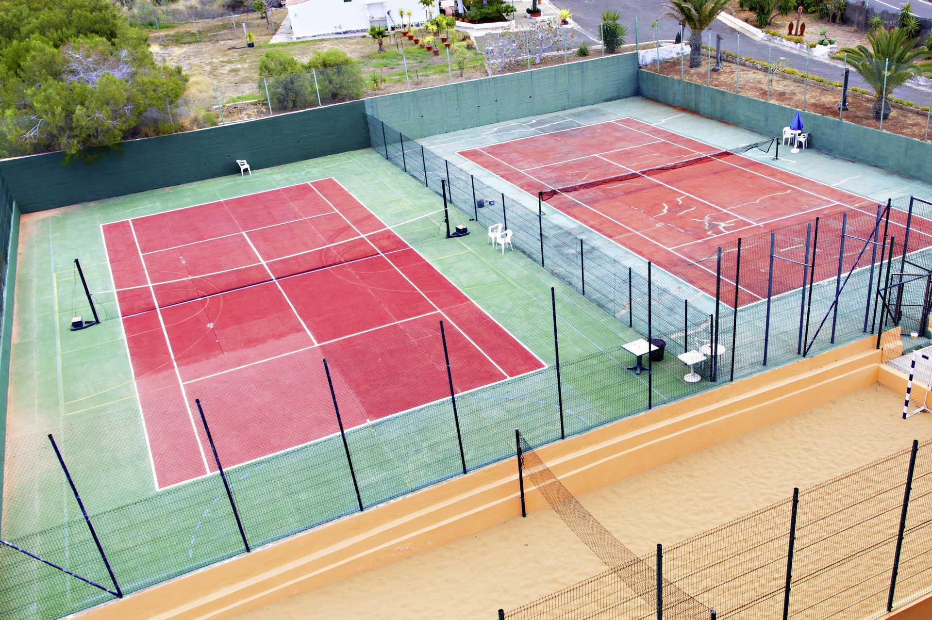 Tennis på Hotel Los Alisios i Los Cristianos, Tenerife.