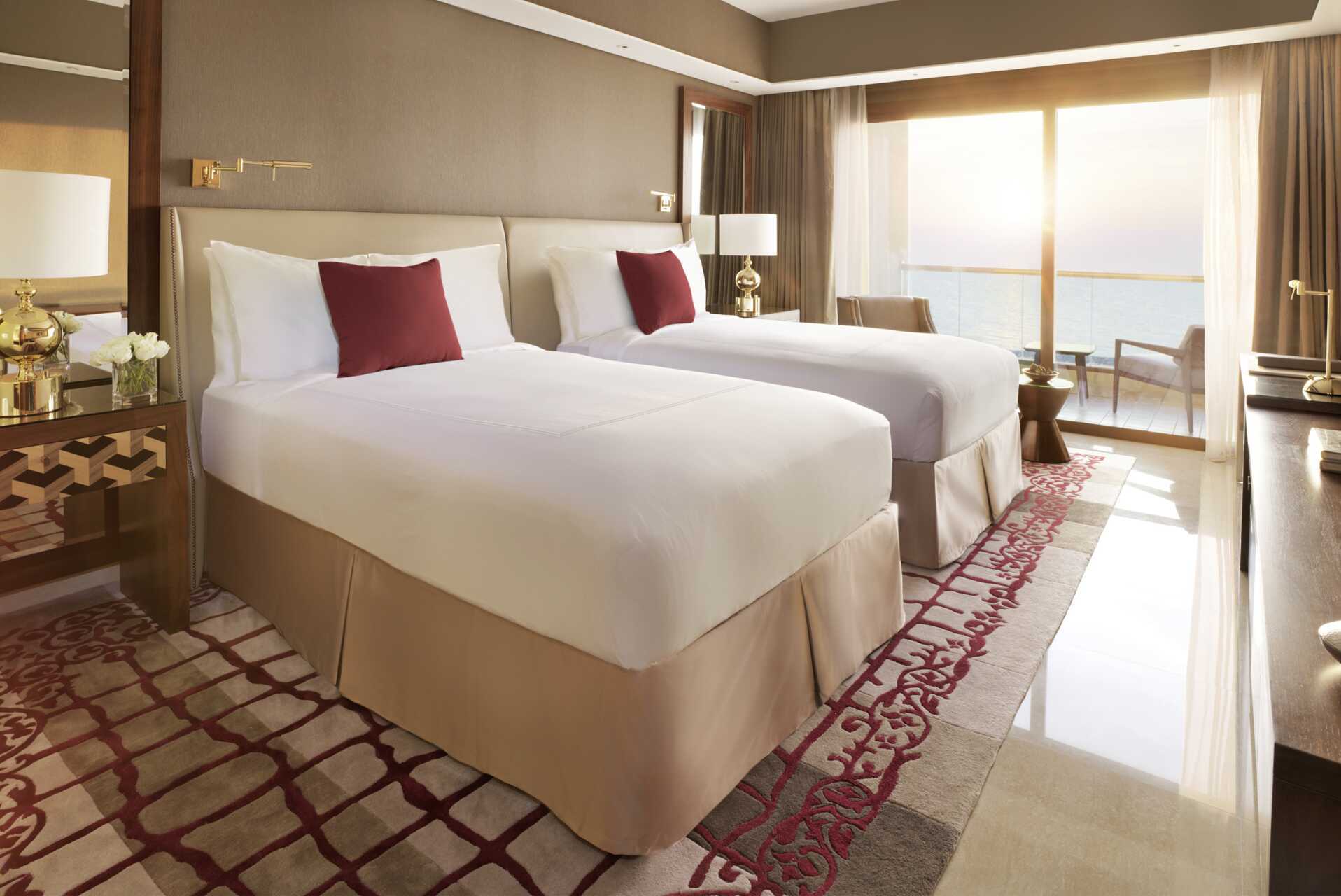 Deluxe-værelse på Fairmont Ajman.