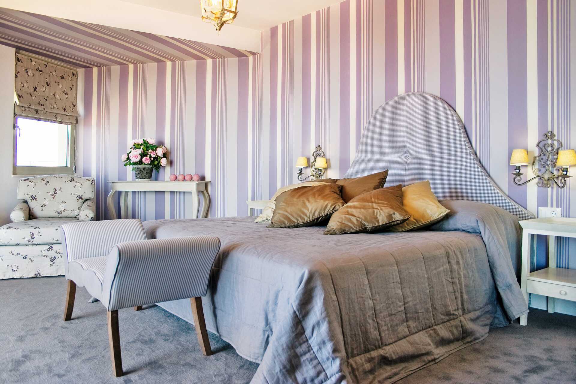 Deluxe-værelse på hotel Aquila Porto Rethymno på Kreta, Grækenland.