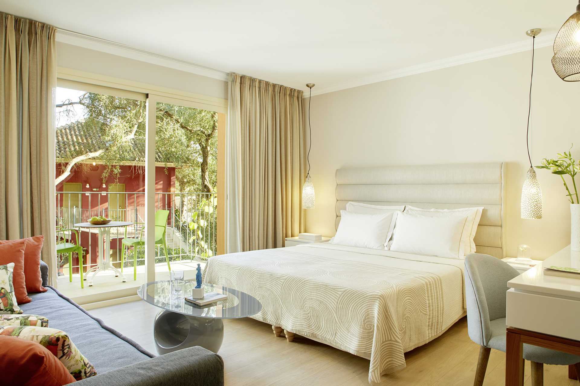 Deluxe-værelse på hotel Parga Beach, Grækenland.