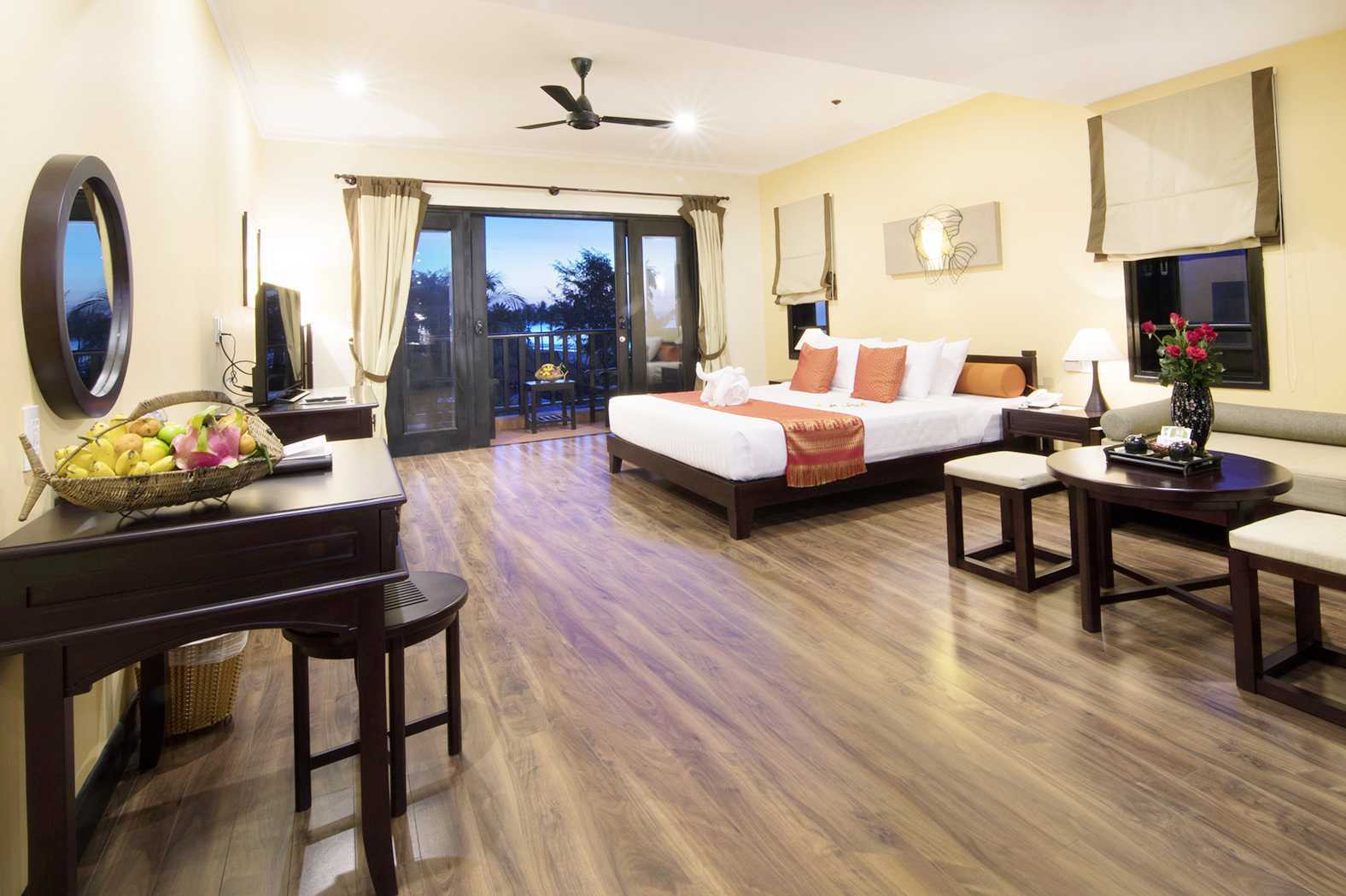 Deluxe-værelse på hotel Seahorse Resort &amp; Spa i Phan Thiet, Vietnam.