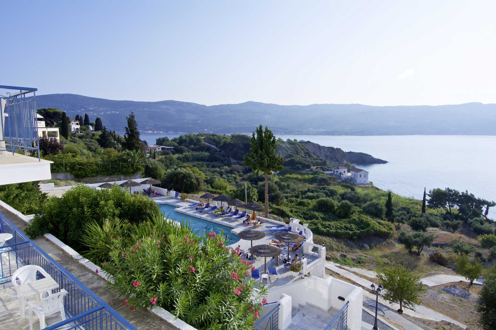Dobbeltværelse på hotel Andromeda i Samos by i Grækenland.
