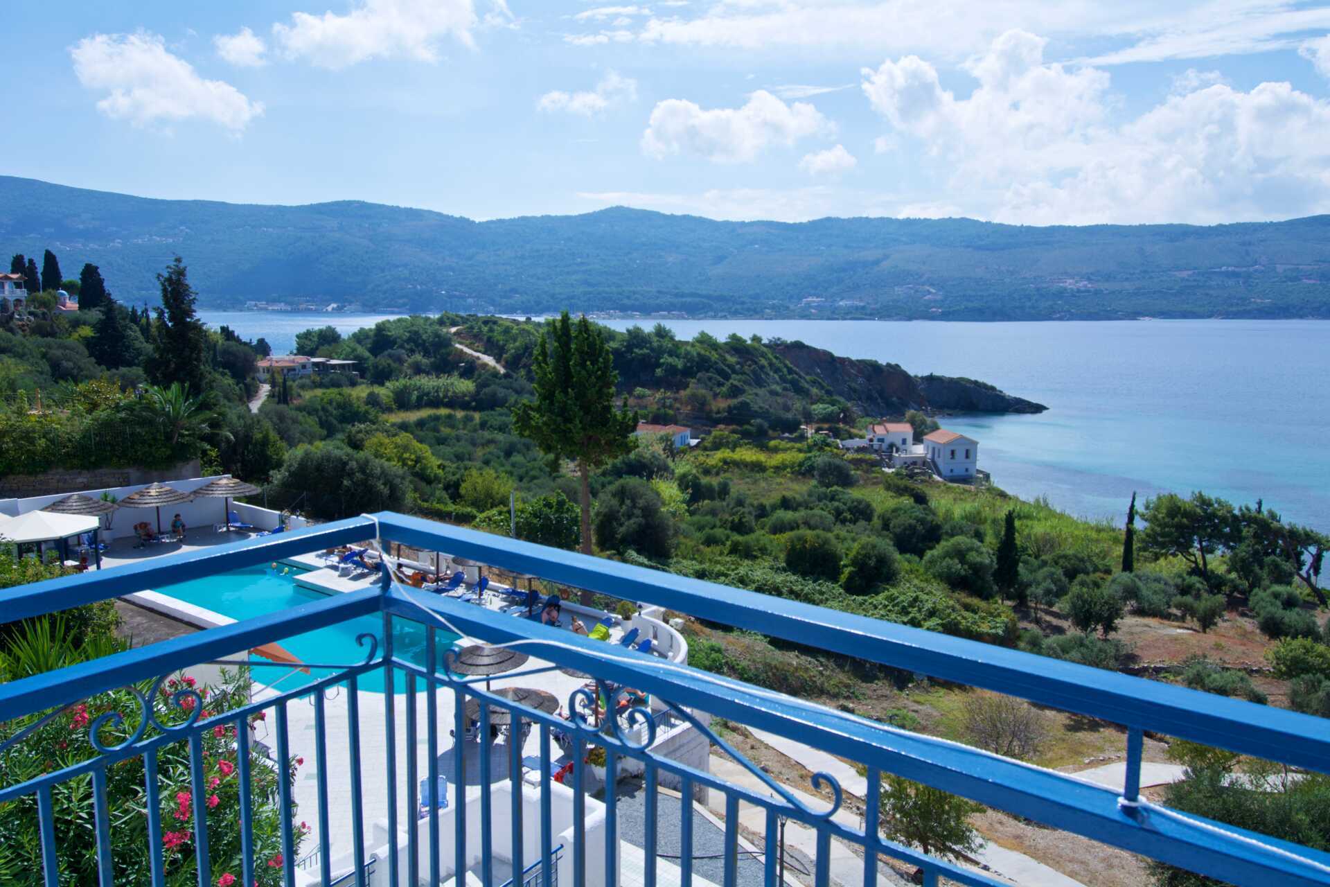 Dobbeltværelse på hotel Andromeda i Samos by i Grækenland.