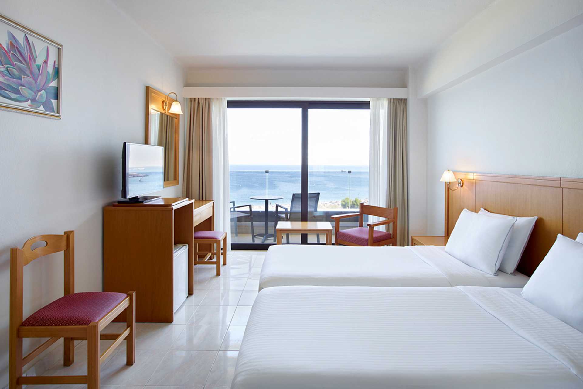 Dobbeltværelser på hotel Cactus i Rhodos by, Grækenland.