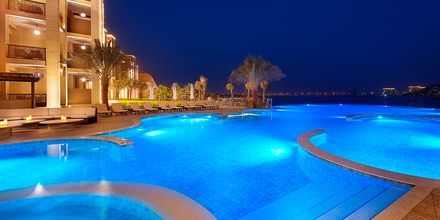 Poolområdet på hotel Doubletree by Hilton Marjan Island i Ras al Khaimah.