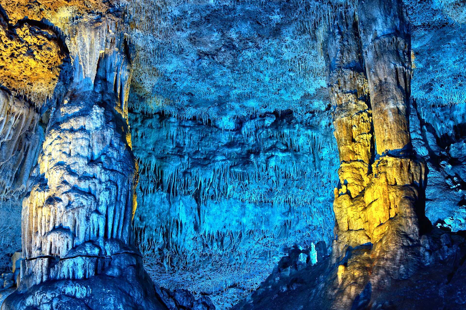 Dragehulerne Cuevas de Drach