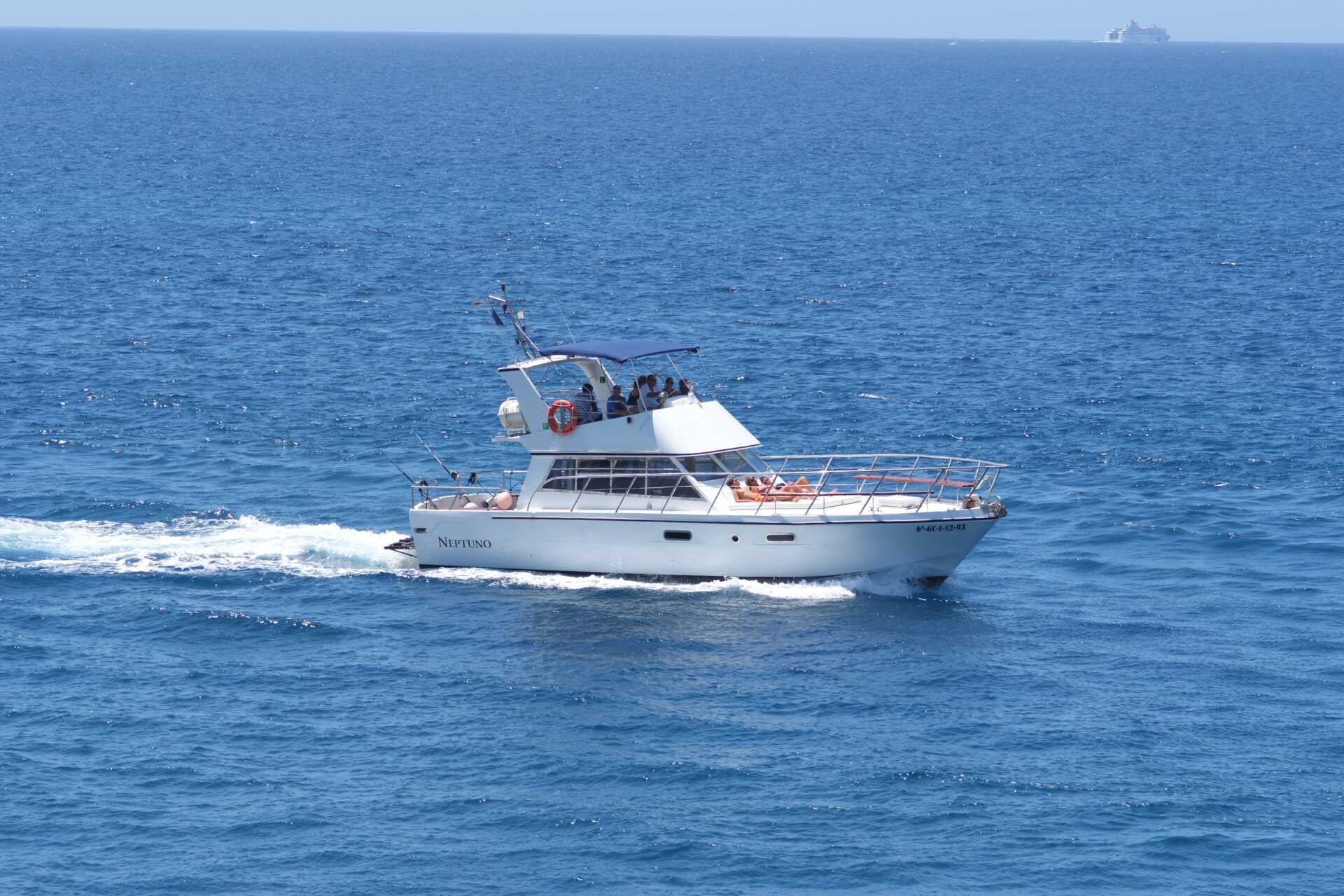 Eftermiddagssejlads med Yacht Neptuno