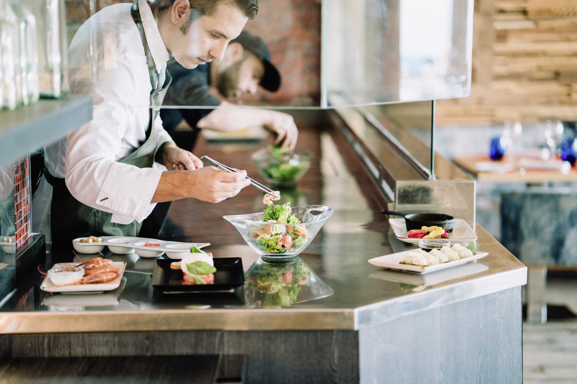 Pool-/snackbar La Taberna Europe Playa Marina i Illetas på Mallorca.