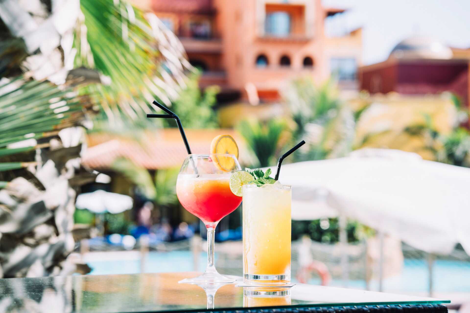 Drink på Villa Cortés i Playa de las Americas, Tenerife.