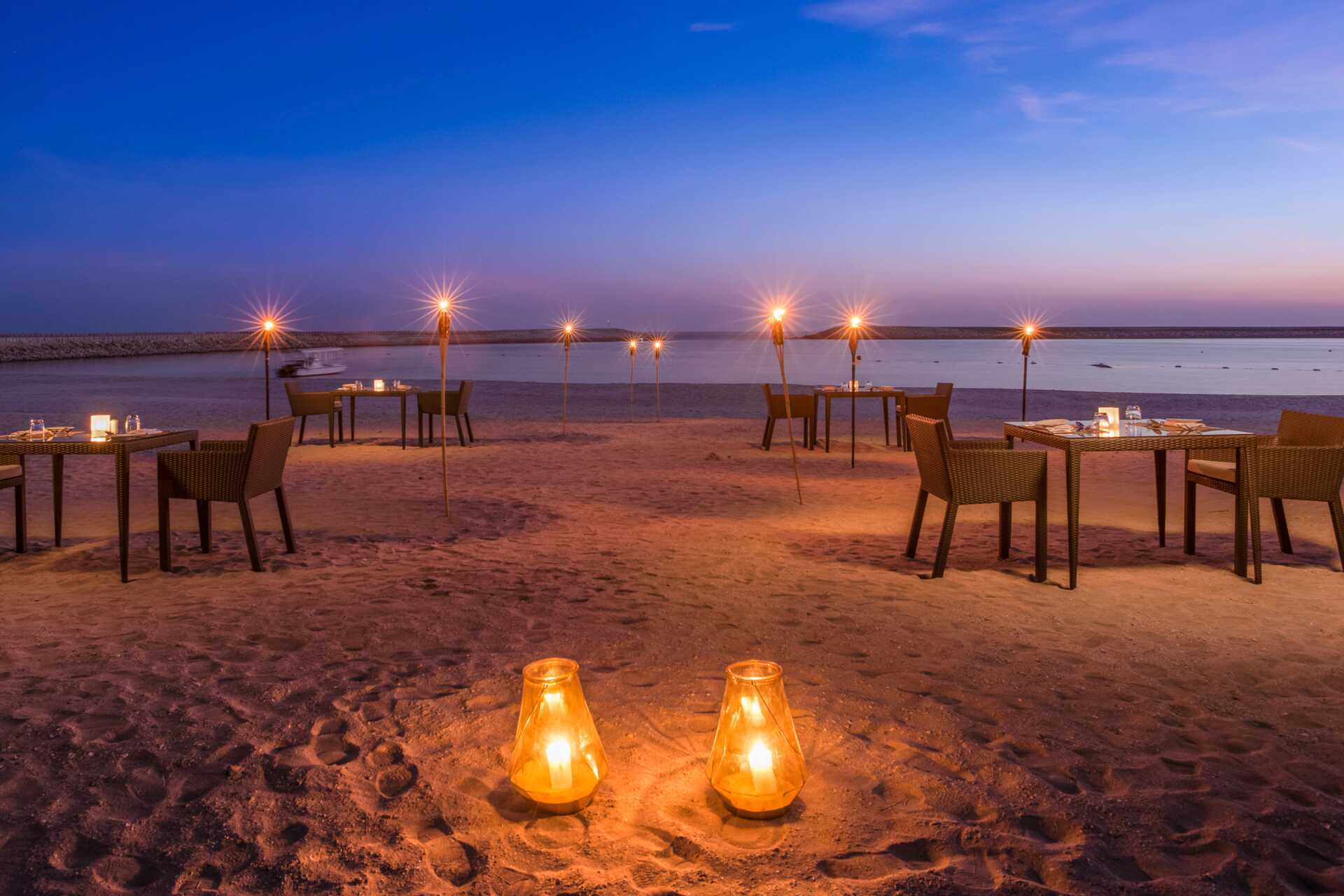 Strandbar på Fanar Hotel & Residences i Salalah, Oman.