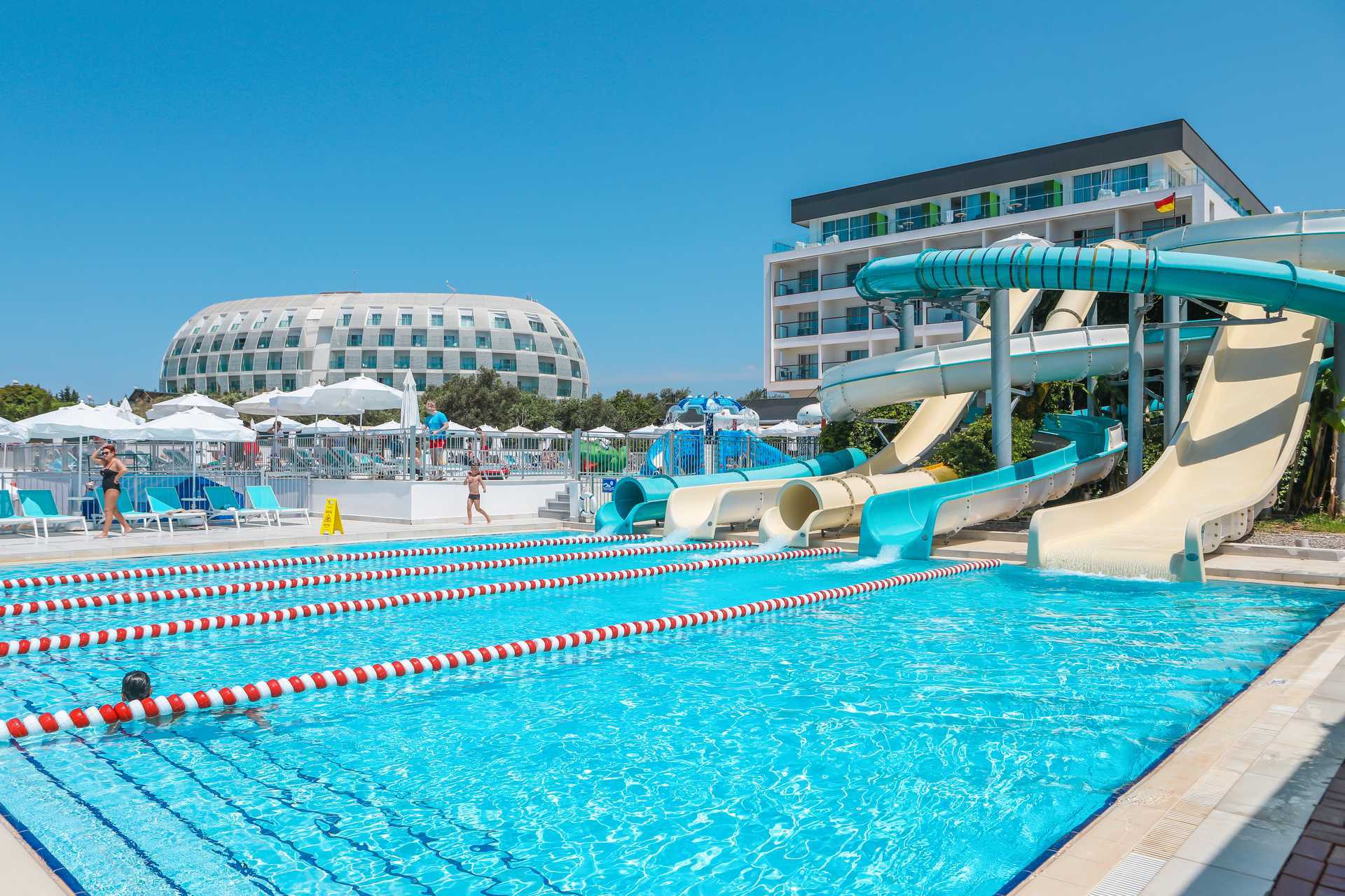 Pool på hotellet Apollo Mondo Family Gold Island i Alanya, Tyrkiet.