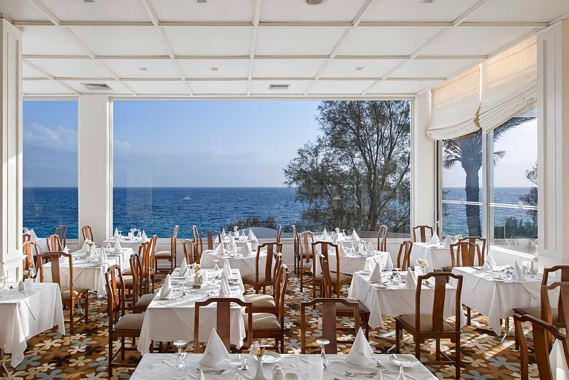 Restaurant på Hotel Grecian Sands, Cypern.