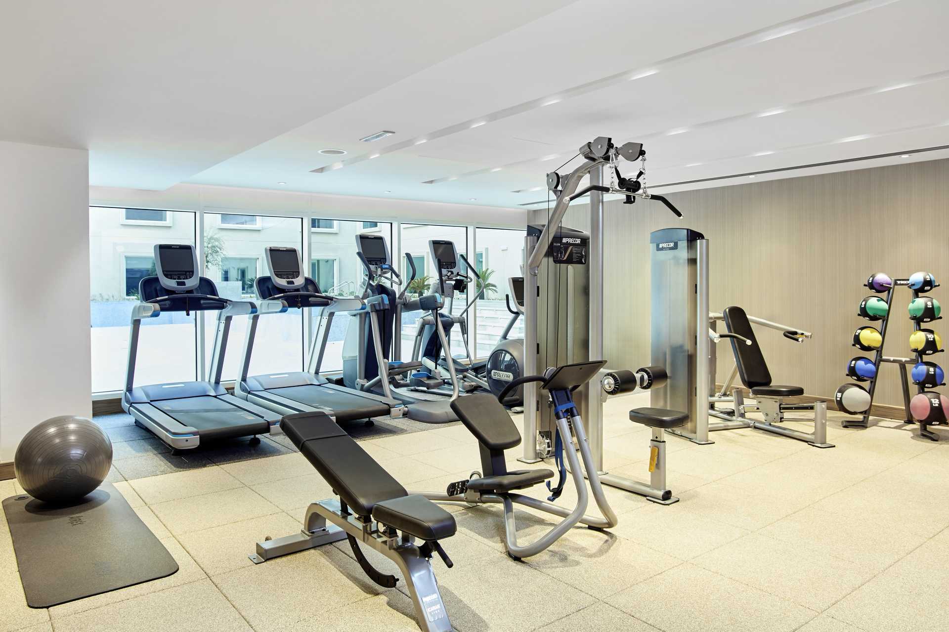 Fitnessrum på hotel Hilton Garden Inn Mall of the Emirates i Dubai Al Barsha i Dubai