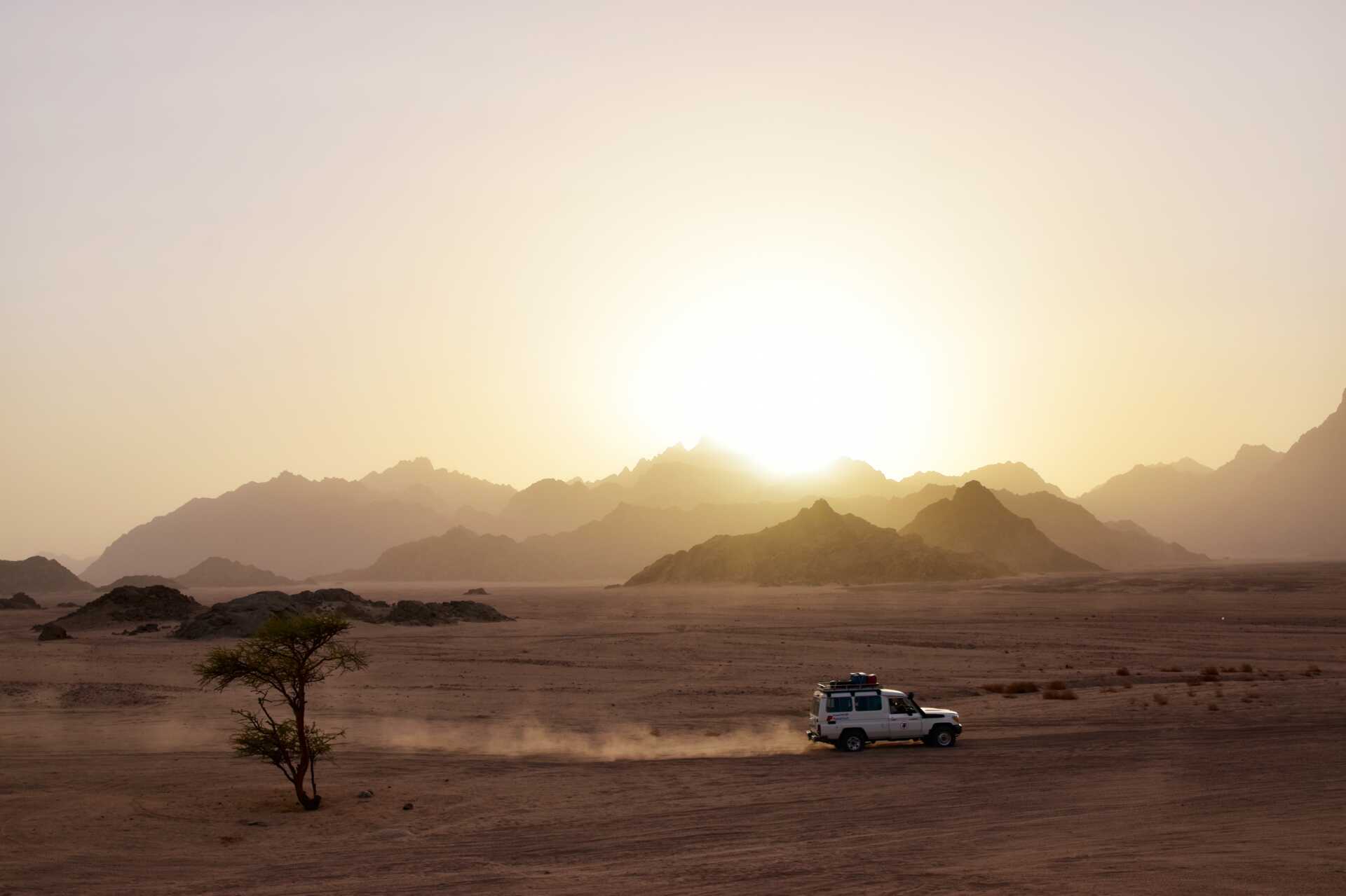 Jeep-tur gennem ørkenen i Hurghada, Egypten.