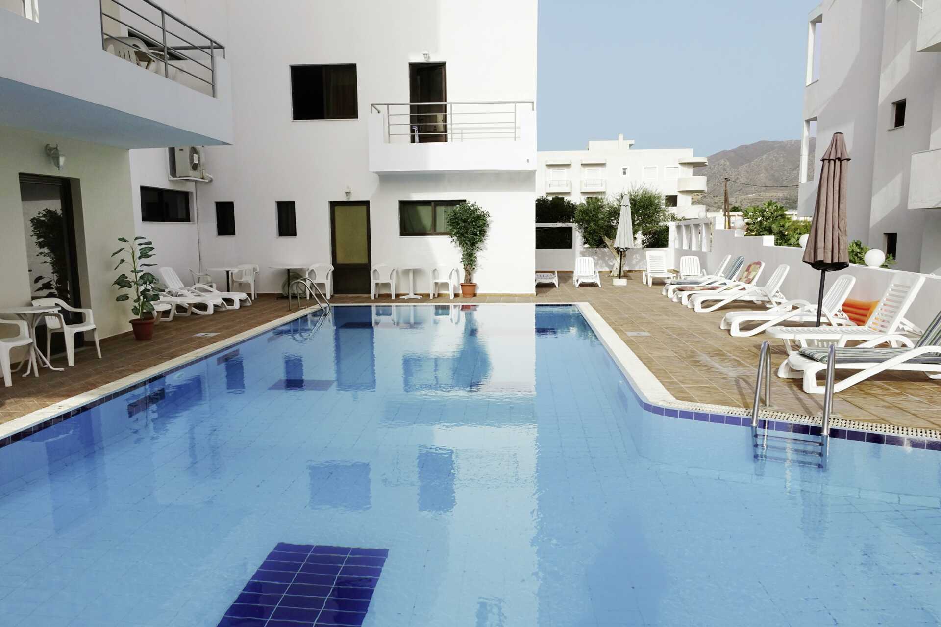 Pool på Iolkos, Karpathos