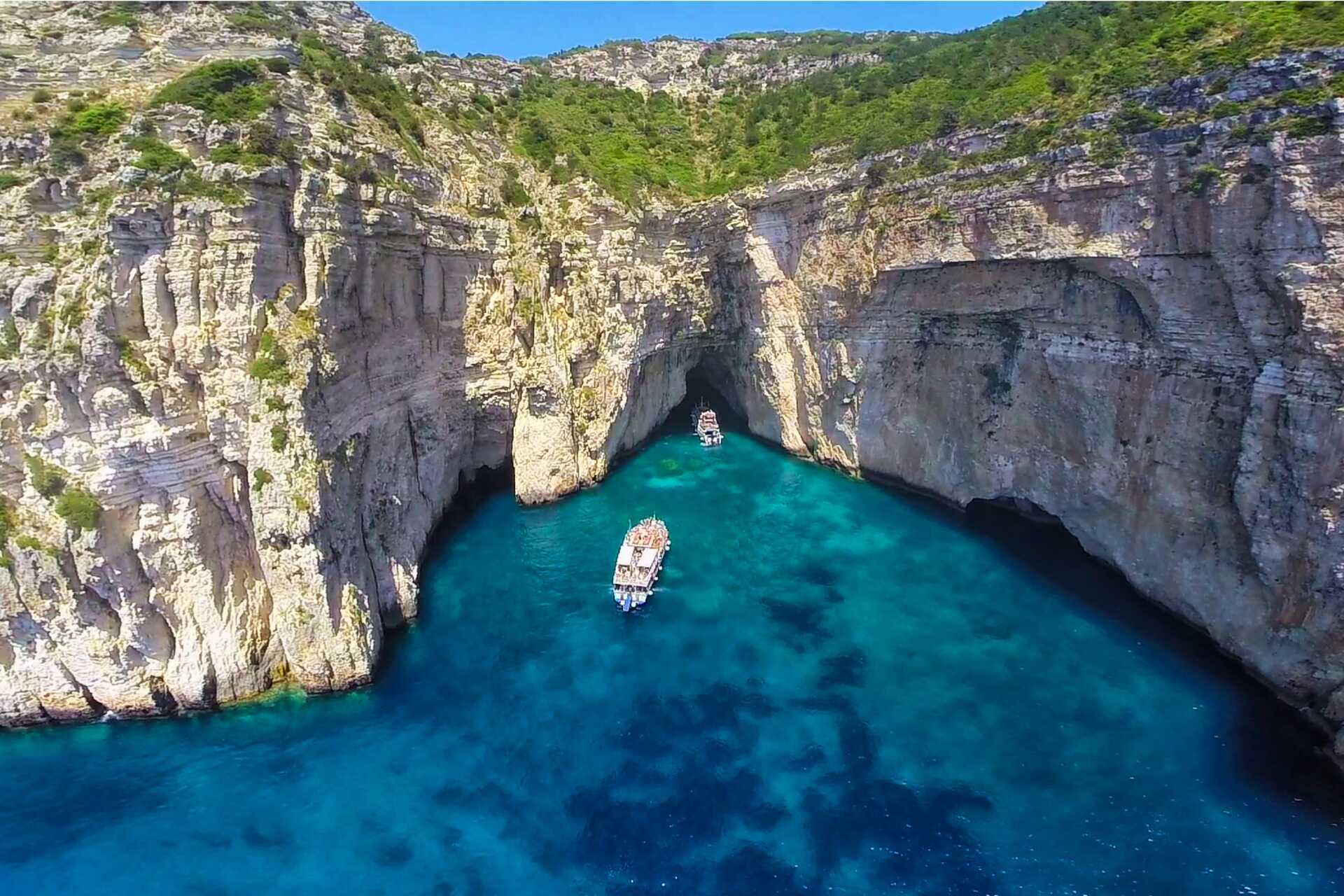 Paxos og Antipaxos